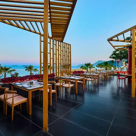 Moevenpick Antalya Station touristique 5*